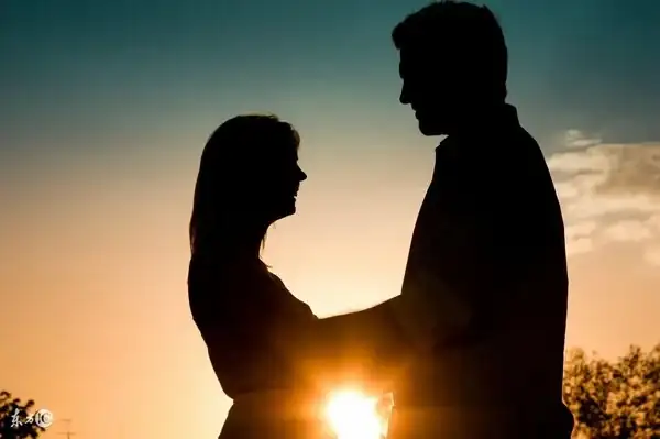 12 星座女最可能跟誰共度一生？牡羊女選獅子男，金牛女愛摩羯男