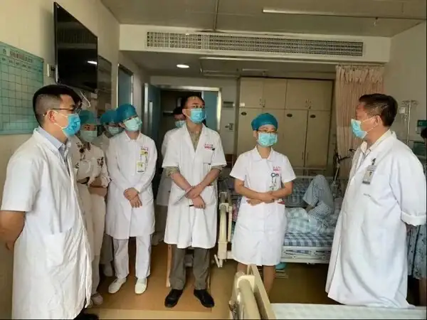 吞了牙籤時候會有反應_吞進牙籤_牙籤吞下去會有感覺嗎