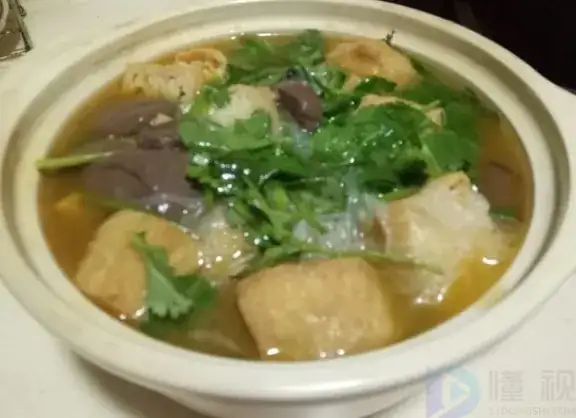淮揚菜：和、精、清、新的獨特概念，鴨血粉絲湯的發源地