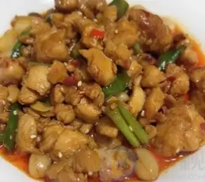 宮保雞丁：川菜中的經典美味，你吃過嗎？