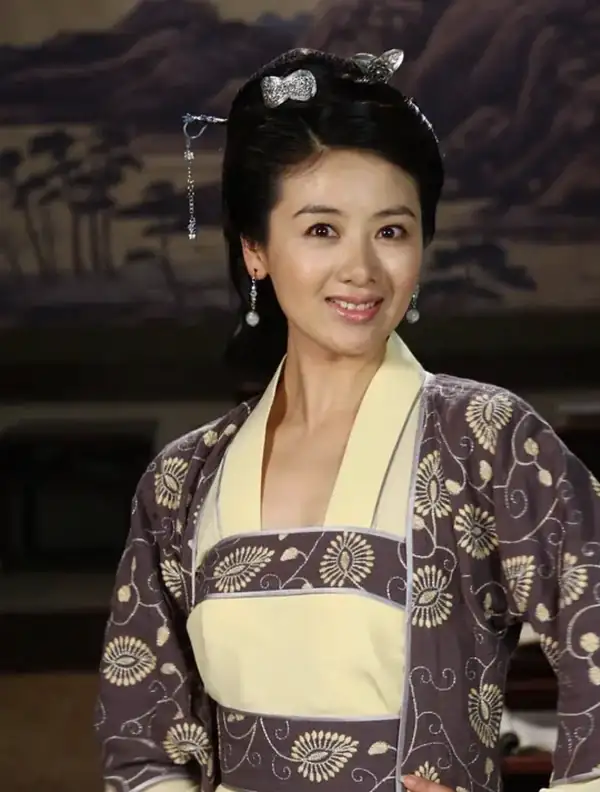 李琳前夫是誰_小李琳與前夫是什麼時候結婚的_李琳頭婚