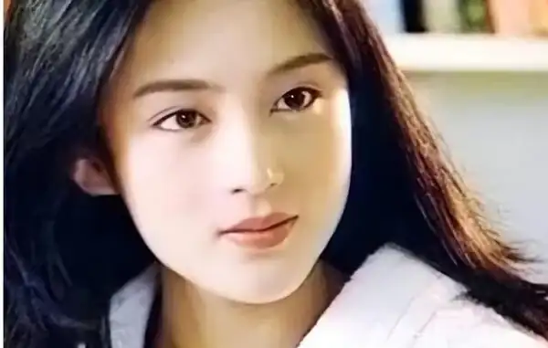 大美人的名字__大美人是誰