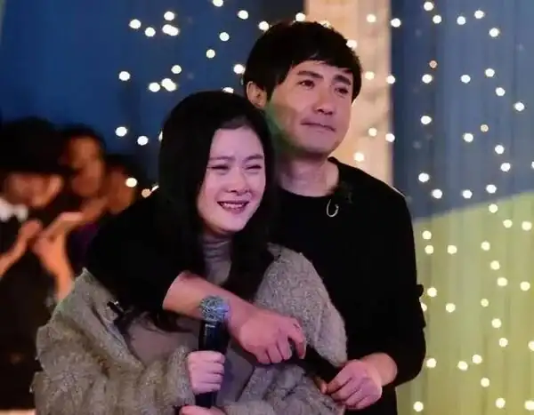 賈玲白凱南夫妻__賈玲為啥這麼胖