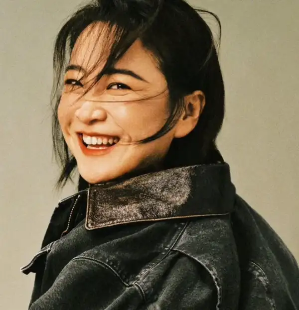 _巴黎這一夜，以「特殊身分」亮相的賈玲，再次讓我們刮目相看！  _巴黎這一夜，以「特殊身分」亮相的賈玲，再次讓我們刮目相看！