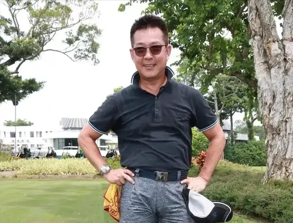 61歲李連傑和70歲成龍都已老得一塌糊塗，63歲的費翔依然帥哥堅挺__61歲李連杰和70歲成龍都已老得一塌糊塗，63歲的費翔依然帥得堅挺