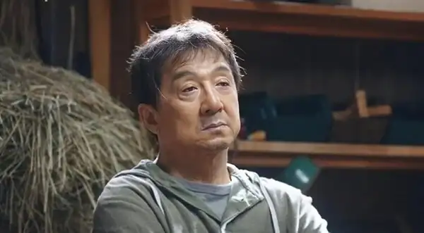 _61歲李連杰和70歲成龍都已老得一塌糊塗，63歲的費翔依然帥得堅挺_61歲李連杰和70歲成龍都已老得一塌糊塗，63歲的費翔依然帥得堅挺