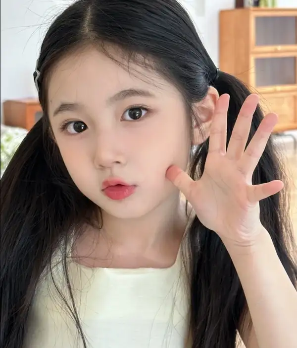 女孩取名屬金_女孩名字屬金寓意又好_女孩名屬金寓意又好