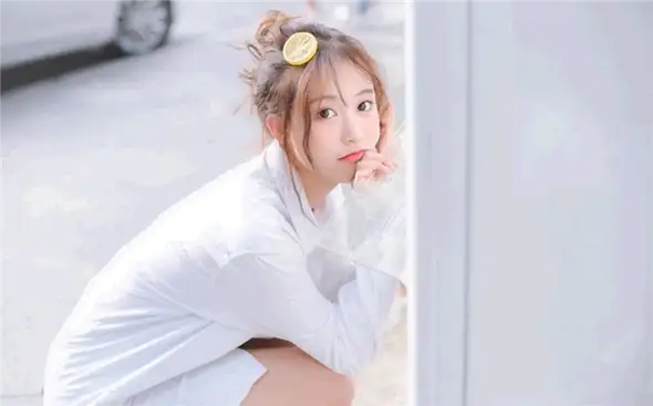 探秘星座魅力：雙魚座的溫柔夢幻與獅子座的自信光芒，讓人情不自禁暗戀