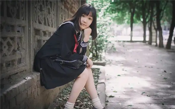 巨蟹男重感情念舊，戀愛時易拿現任與前任比較，傷害現任