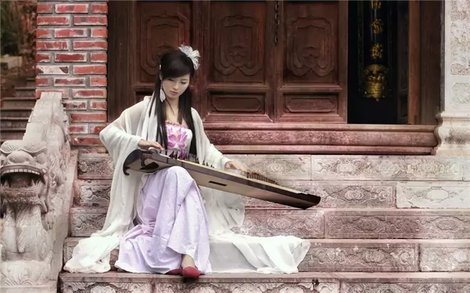 牡羊座女生心思細膩愛幻想，胡思亂想也能增強想像力