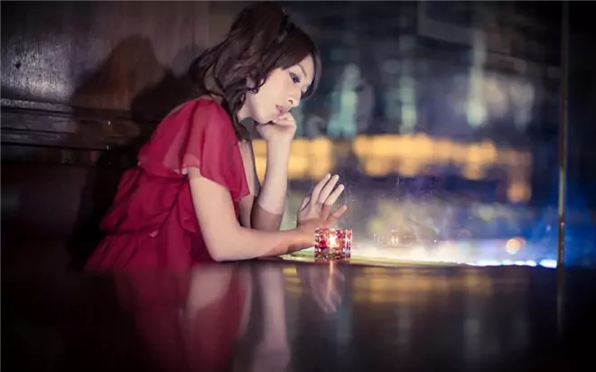 星座揭秘：金牛座、獅子座、處女座女生如何透過聰明才智贏得家庭地位